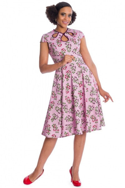 Banned Retro - Summer Berry Fit & Flare Dress in flieder