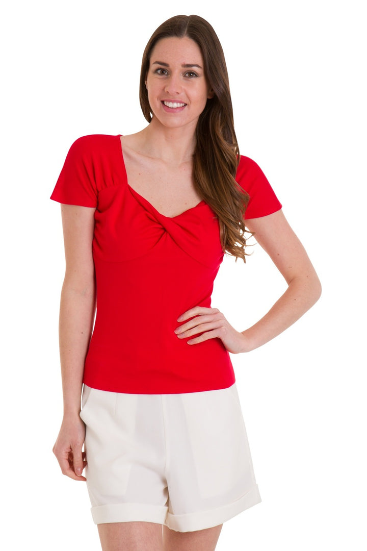 Banned Retro – Celle qui ose Top en rouge