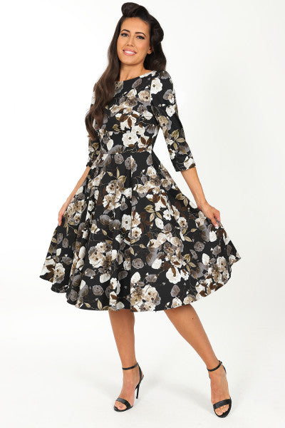 Hearts & Roses - Cora Floral Swing Dress