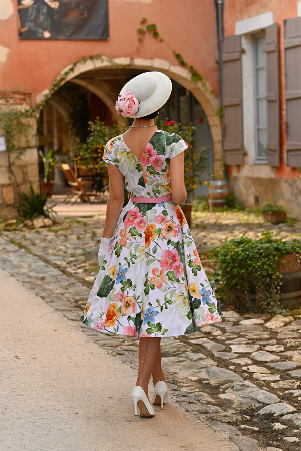 Hearts & Roses - Lottie Floral Swing Dress