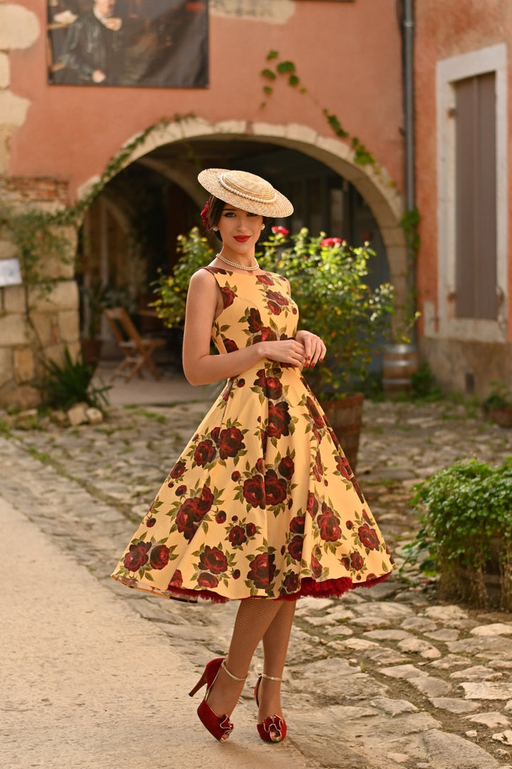 Hearts & Roses - Vestido de Columpio Floral Orla