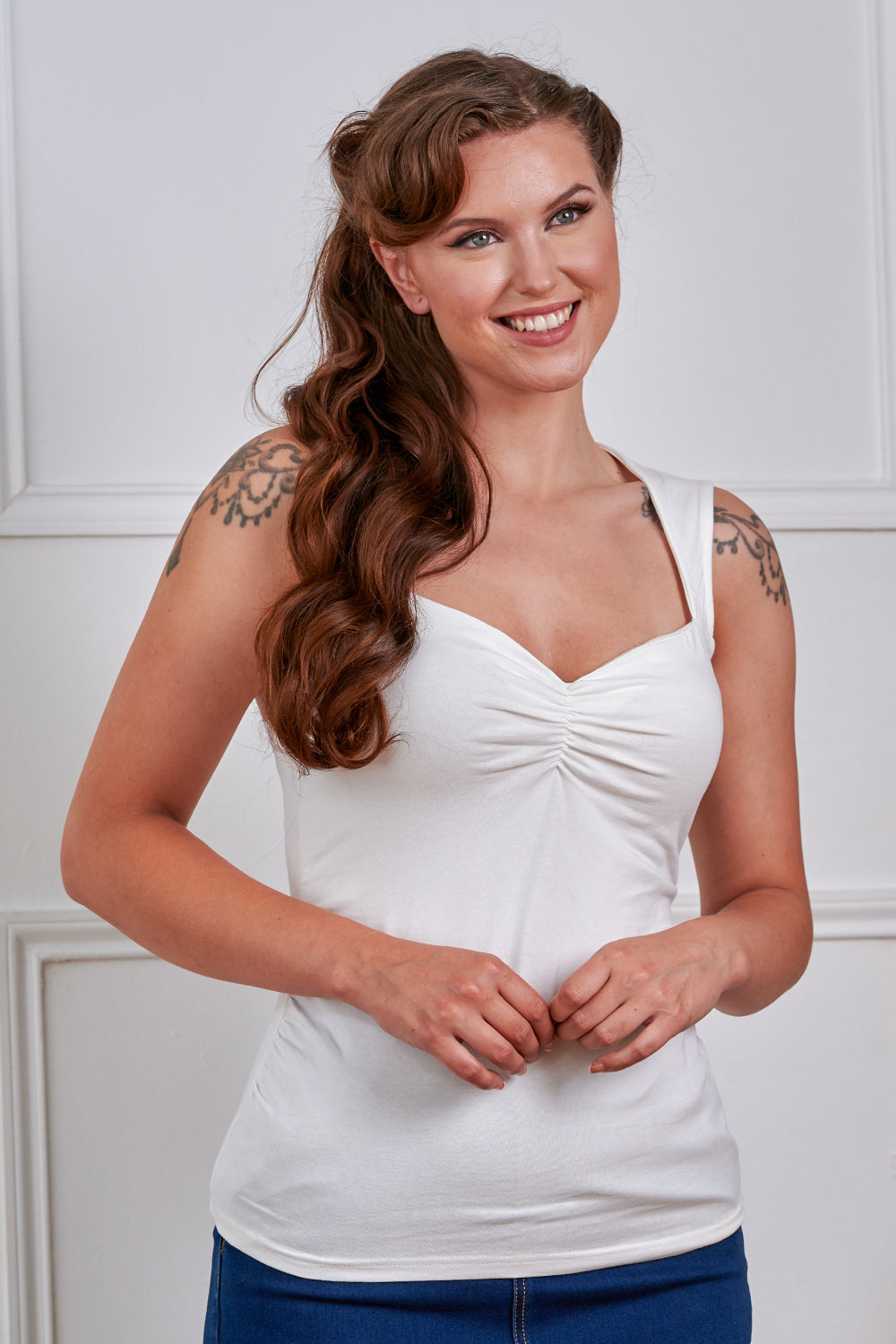 Banned Retro – Top Hey Jude en crème blanc