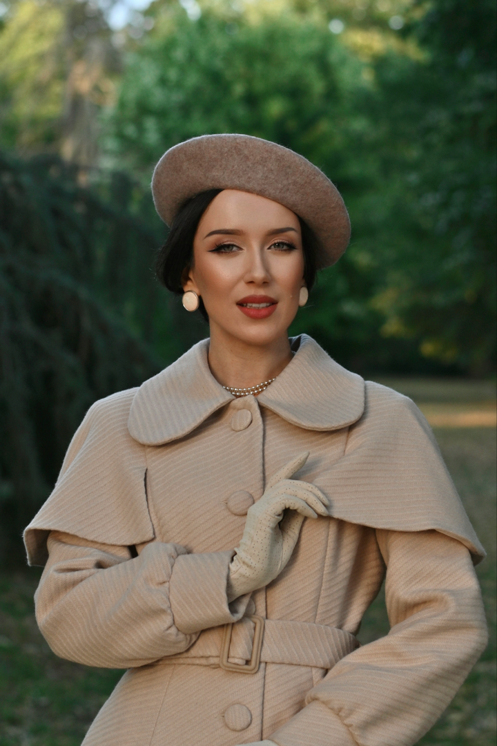 Hearts & Roses - Cosette Swing Coat beige