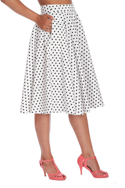 Banned Retro - Dot Days Swing Skirt in weiß