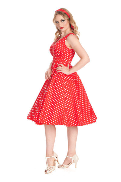 Banned Retro - Summer of Spots Dress in red