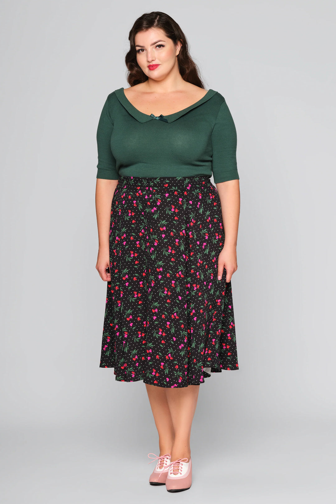 Collectif Womenswear – Megan Sweetheart Cherry Swing Skirt