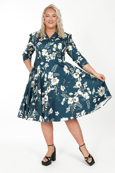 Hearts & Roses - Robe Swing Florale en Pétales