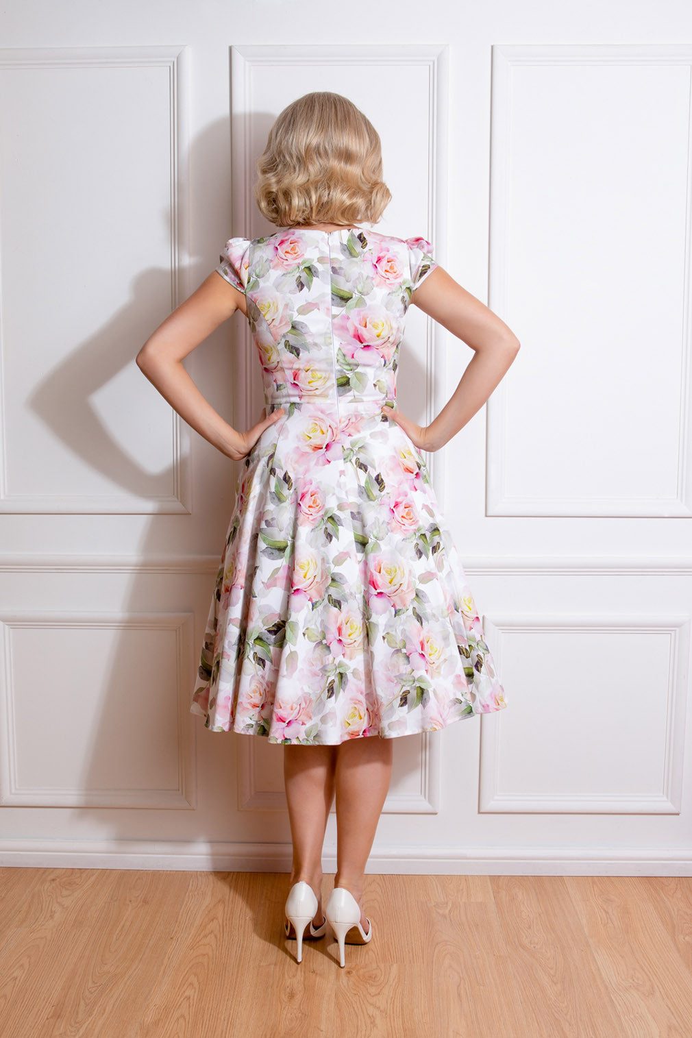 Hearts & Roses - Vestido de Columpio Floral Imogen