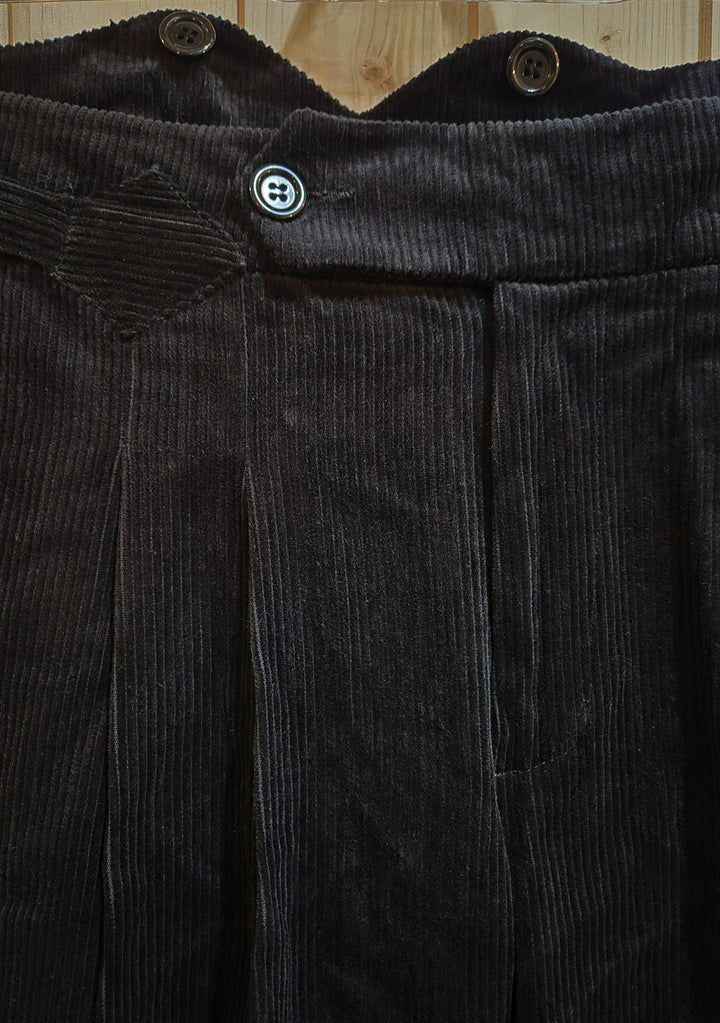 The Nilwik Clothing Co. - The Moorford in black