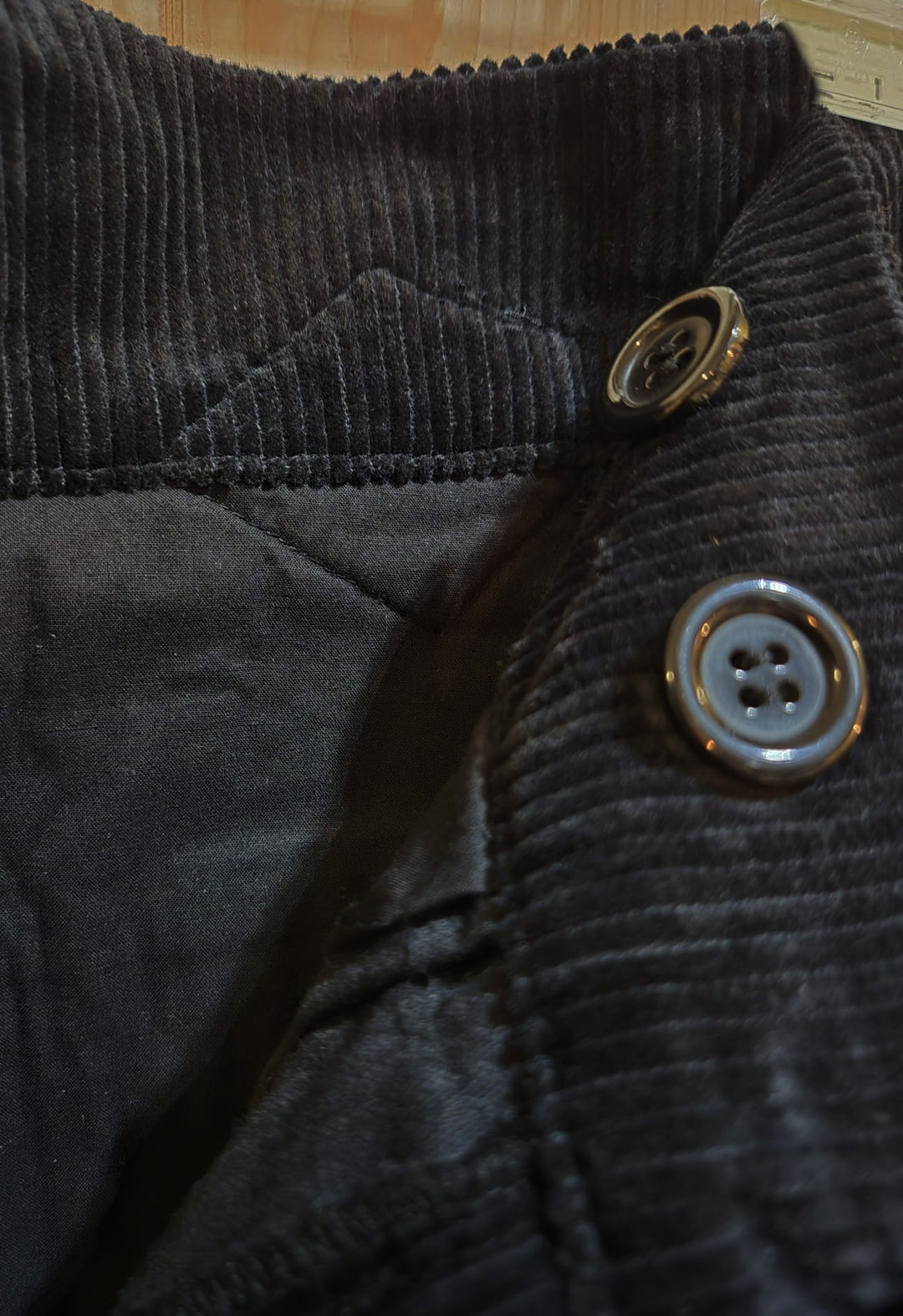 The Nilwik Clothing Co. - The Moorford in black