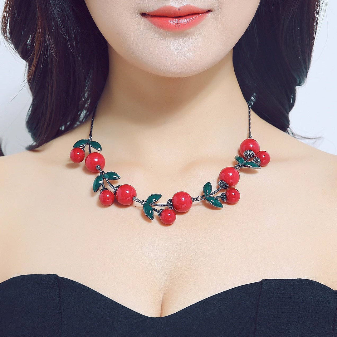 Merve Cherry Necklace in Red