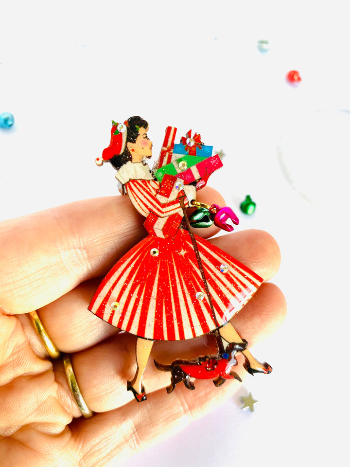 Rosie Rose Parker – Betty Weihnachtseinkaufsbrosche