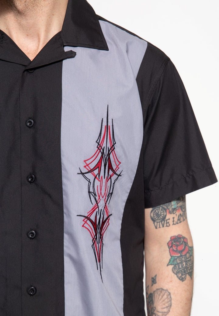 King Kerosin - Chemise de lounge »Pinstripes« noire